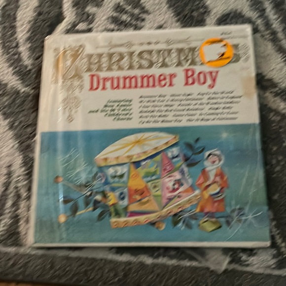 Christmas drummer boy Don Janse and his 60 voice children chorus Record. - Picture 5 of 13